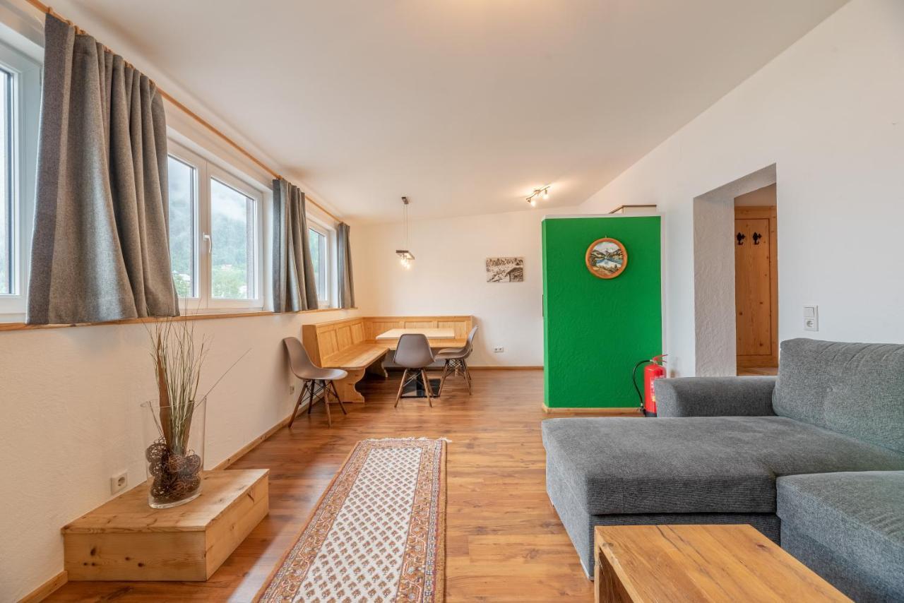 Anblick Appartement With Lake View Zell am See Bagian luar foto