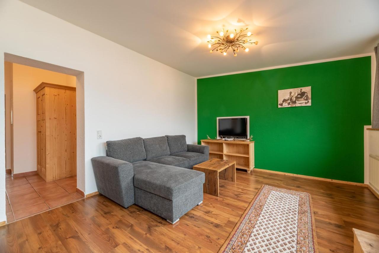 Anblick Appartement With Lake View Zell am See Bagian luar foto